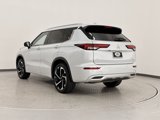 Used 2023 Mitsubishi Outlander SEL image 2