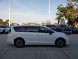 New 2025 Chrysler Pacifica Select image 5