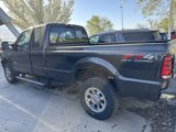Used 2005 Ford F350 XLT image 2