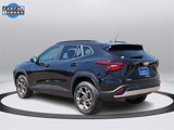 Used 2025 Chevrolet Trax LT image 3