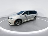 Certified 2021 Chrysler Pacifica Touring-L image 4