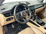 Used 2025 Porsche Macan image 4
