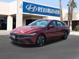 Certified 2024 Hyundai Elantra SEL w/ Convenience Package image 3
