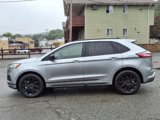 Certified 2022 Ford Edge SE w/ Black Appearance Package image 4