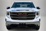 Used 2024 GMC Sierra 1500 SLT image 2
