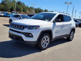 New 2025 Jeep Compass Latitude image 3
