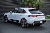 Certified 2024 Porsche Macan image 3
