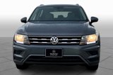 Used 2020 Volkswagen Tiguan SE w/ Panoramic Sunroof Package image 3