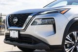 Used 2023 Nissan Rogue SV image 3