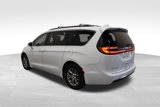 Used 2021 Chrysler Pacifica Touring w/ Uconnect Theater Family Group image 4