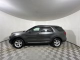 Used 2017 Ford Explorer XLT image 4