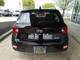 Used 2022 Hyundai Venue SEL image 6