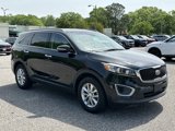 Used 2017 Kia Sorento LX image 3