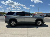 Used 2023 GMC Acadia SLT image 5