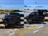 Used 2017 Chevrolet Traverse LT image 2