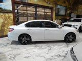 Used 2017 Honda Accord Sport image 4