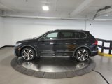 Used 2022 Volkswagen Tiguan SEL R-Line image 4