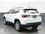 Used 2022 Jeep Compass Latitude image 4