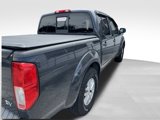 Used 2015 Nissan Frontier SV image 5
