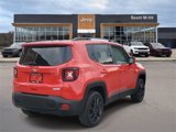 Used 2019 Jeep Renegade Latitude w/ Popular Equipment Group image 4