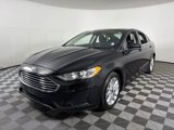 Certified 2020 Ford Fusion SE image 3