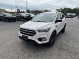 Used 2017 Ford Escape SE w/ SE Sport Appearance Package image 3