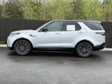 Used 2024 Land Rover Discovery Dynamic SE image 2