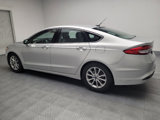Used 2017 Ford Fusion SE image 3