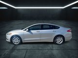 Used 2015 Ford Fusion SE image 2
