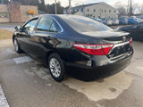 Used 2017 Toyota Camry LE image 3