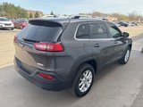 Used 2017 Jeep Cherokee Latitude w/ Cold Weather Group image 4
