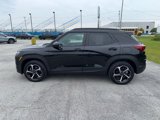 Used 2022 Chevrolet TrailBlazer RS w/ Technology Package image 2