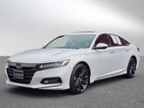 Used 2018 Honda Accord Touring image 3