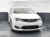 Used 2018 Chrysler Pacifica Touring-L image 3