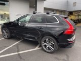 Used 2018 Volvo XC60 T6 Momentum w/ Convenience Package image 2
