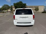 Used 2018 Dodge Grand Caravan SE image 6