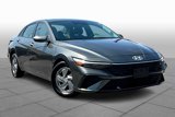 Certified 2025 Hyundai Elantra SE image 2