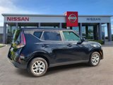 Used 2023 Kia Soul LX w/ LX Technology Package image 3