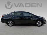 Used 2022 Nissan Versa SV image 4