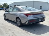 Used 2024 Hyundai Elantra SEL image 3