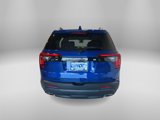 Used 2023 GMC Acadia SLE image 4