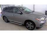 Used 2018 Nissan Pathfinder Platinum image 3