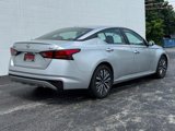 Used 2023 Nissan Altima 2.5 SV image 3