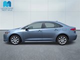 Used 2022 Toyota Corolla LE image 2