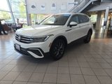 Certified 2022 Volkswagen Tiguan SE image 3