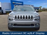 Used 2017 Jeep Cherokee Limited image 3