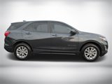 Used 2021 Chevrolet Equinox LS image 2