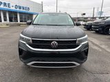 Used 2024 Volkswagen Taos SE w/ MDO Package image 2