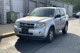 Used 2011 Ford Escape XLT image 2