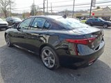 Used 2017 Alfa Romeo Giulia AWD image 4